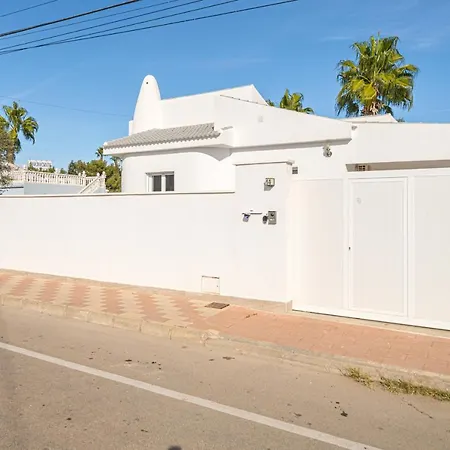 Villa Familia